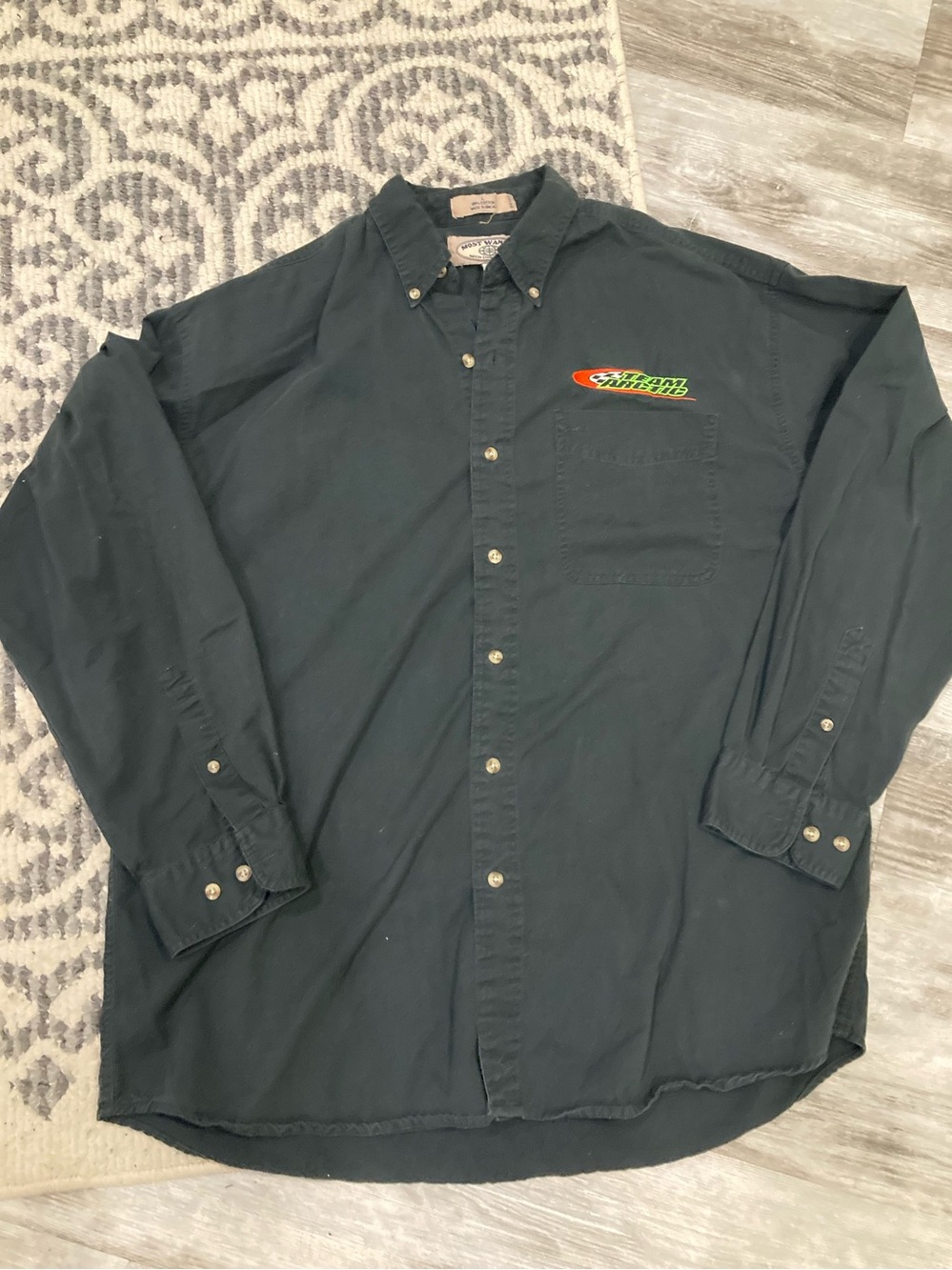 Team Arctic 100% cotton  Long Sleeve Button-Down (vintage)